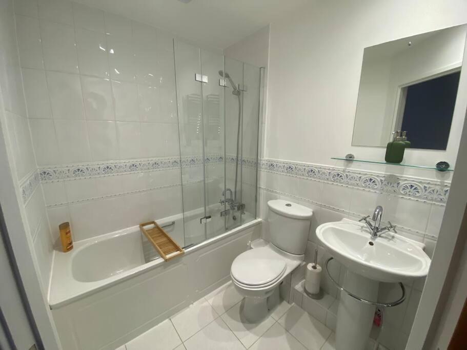 The Penthouse, Winchester Esterno foto